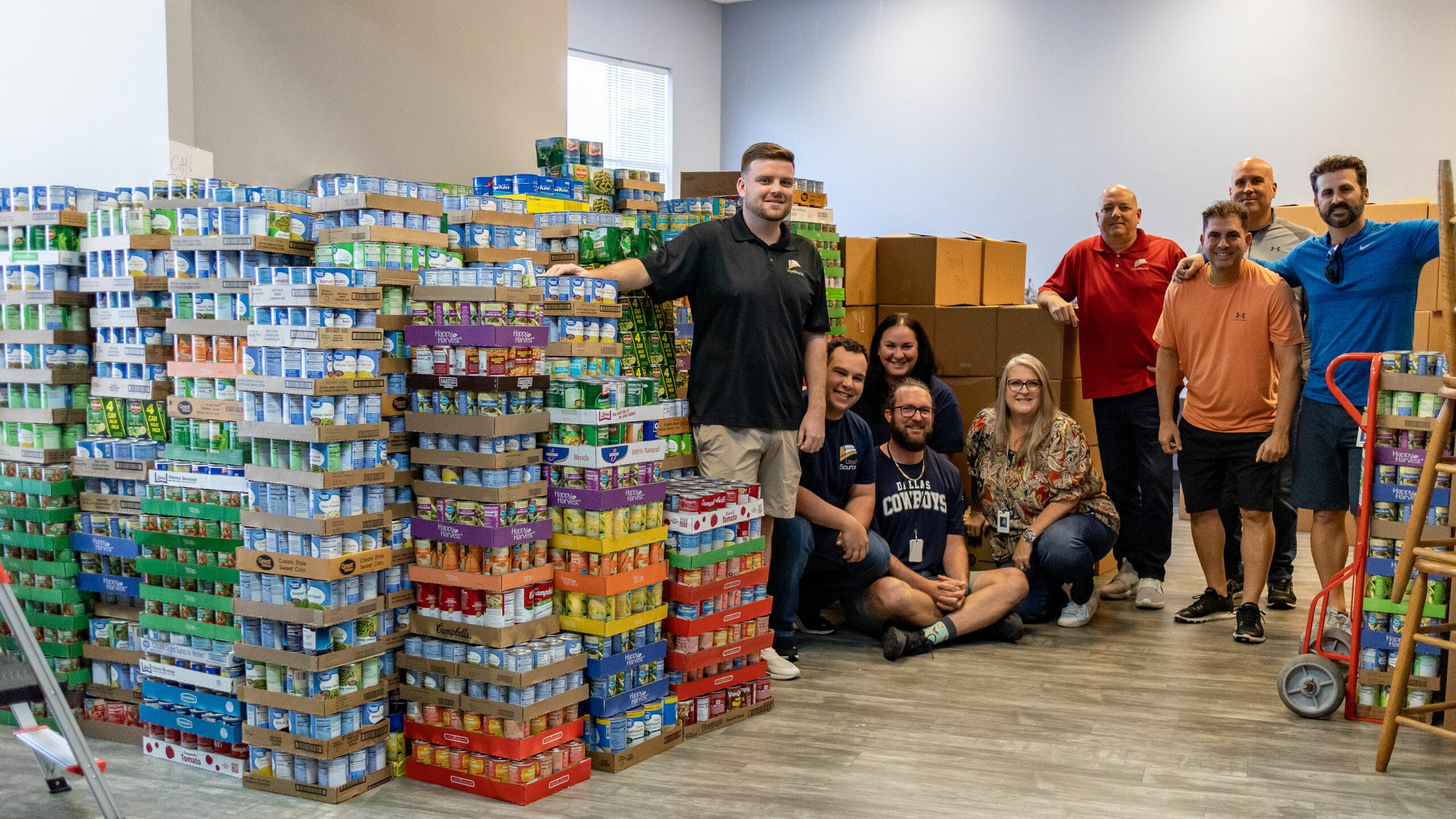 1123_Food-Drive-PR_web-scaled